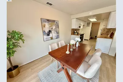 755 Pine St, Livermore, CA 94551 - Photo 11