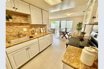 755 Pine St, Livermore, CA 94551 - Photo 15