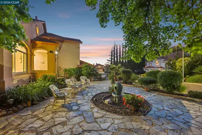242 El Pueblo Pl, Clayton, CA 94517 - Photo 33