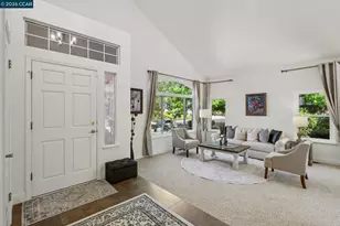 242 El Pueblo Pl, Clayton, CA 94517 - Photo 5