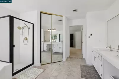 242 El Pueblo Pl, Clayton, CA 94517 - Photo 27