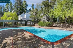 378 Camelback Rd, Pleasant Hill, CA 94523 - Photo 25