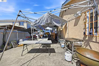 403-405 105th Ave, Oakland, CA 94603 - Photo 9