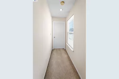1153 Syracuse Ln, Manteca, CA 95336 - Photo 9