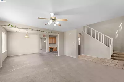 1153 Syracuse Ln, Manteca, CA 95336 - Photo 5
