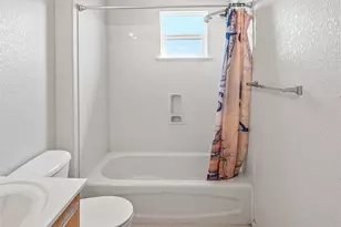 1153 Syracuse Ln, Manteca, CA 95336 - Photo 11