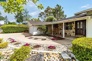61 Sullivan Dr, Moraga, CA 94556 - Photo 5