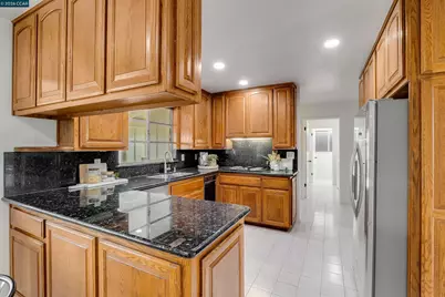 61 Sullivan Dr, Moraga, CA 94556 - Photo 15