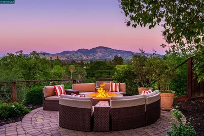 11 Dale Court, Lafayette, CA 94595 - Photo 47