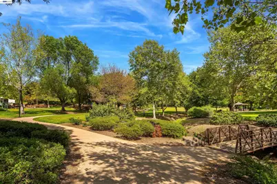 5633 San Antonio St, Pleasanton, CA 94566 - Photo 39