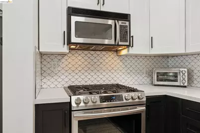 574 48th St #203, Oakland, CA 94609 - Photo 9