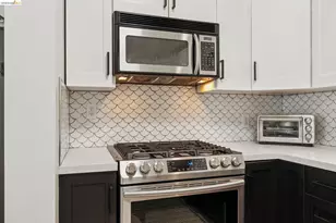 574 48th St, Oakland, CA 94609 - Photo 9