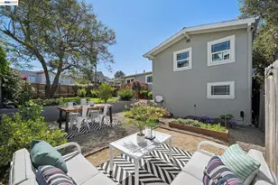 5161 Trask St, Oakland, CA 94601 - Photo 39