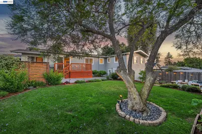 5161 Trask Street, Oakland, CA 94601 - Photo 1