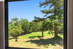 3280 Ohlone Way, Hayward, CA 94541 - Photo 7
