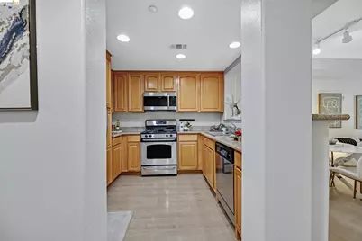 2220 Gellert Blvd #4303, South San Francisco, CA 94080 - Photo 13