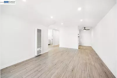 2077 Washington Ave #212, San Leandro, CA 94577 - Photo 5