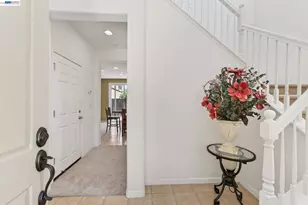 9348 Vintner Cir, Patterson, CA 95363 - Photo 9