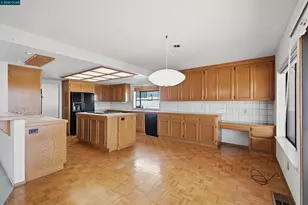 2055 Cypress Point, Discovery Bay, CA 94505 - Photo 21
