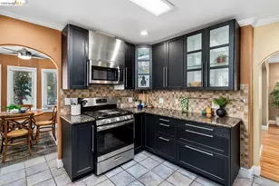 7523 Outlook Ave, Oakland, CA 94605 - Photo 11