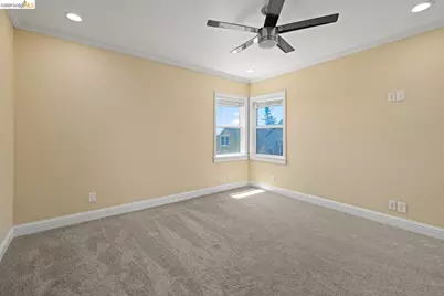 7523 Outlook Ave, Oakland, CA 94605 - Photo 47
