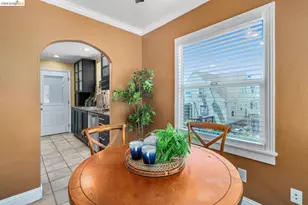 7523 Outlook Ave, Oakland, CA 94605 - Photo 13