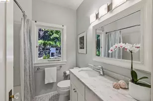 8 Mosswood Rd, Berkeley, CA 94704 - Photo 25