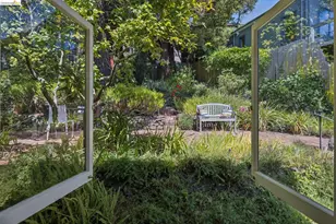 8 Mosswood Rd, Berkeley, CA 94704 - Photo 27