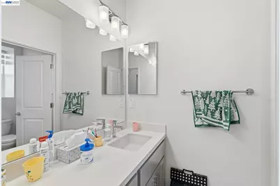 3039 Paxton Ct, Lathrop, CA 95330 - Photo 49