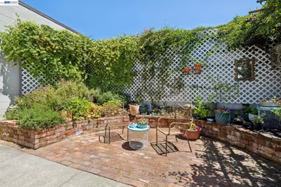 1120 Chestnut Street, Alameda, CA 94501 - Photo 15