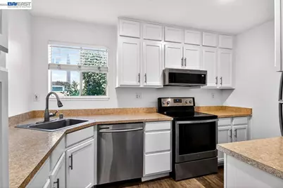 3901 Clayton Rd. #23, Concord, CA 94521 - Photo 9