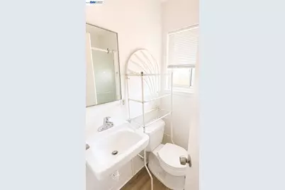 14621 Pansy St, San Leandro, CA 94578 - Photo 21
