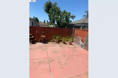 14621 Pansy St, San Leandro, CA 94578 - Photo 23