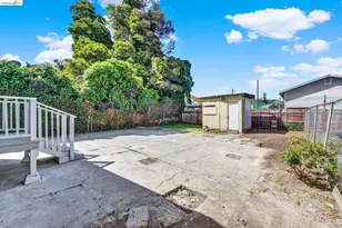 7317 Lockwood St, Oakland, CA 94621 - Photo 27