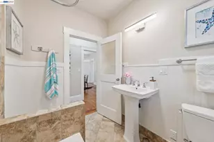 1915 Alameda Ave, Alameda, CA 94501 - Photo 11