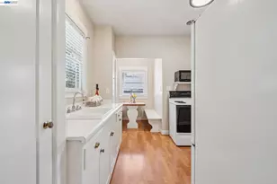 1915 Alameda Ave, Alameda, CA 94501 - Photo 29