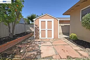 827 Caliente Ave, Livermore, CA 94550 - Photo 23