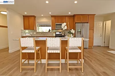 827 Caliente Ave, Livermore, CA 94550 - Photo 9