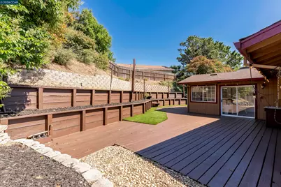 144 Dartmouth Pl, Benicia, CA 94510 - Photo 49