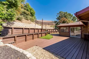 144 Dartmouth Pl, Benicia, CA 94510 - Photo 49