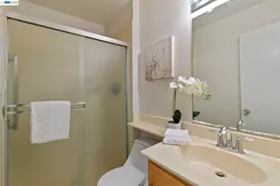 38623 Cherry Ln, Fremont, CA 94536 - Photo 19