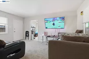 882 Tennyson Rd, Hayward, CA 94544 - Photo 21