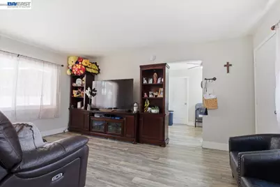 882 Tennyson Rd, Hayward, CA 94544 - Photo 35