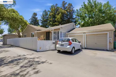 882 Tennyson Rd, Hayward, CA 94544 - Photo 1