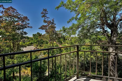 5012 Lakeview Dr #201, San Ramon, CA 94582 - Photo 11
