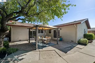 7403 Hillsdale Dr, Pleasanton, CA 94588 - Photo 51