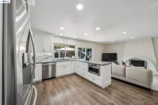 7403 Hillsdale Dr, Pleasanton, CA 94588 - Photo 15