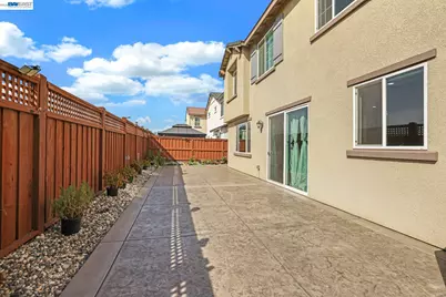 15887 Brownstone Ct, Lathrop, CA 95330 - Photo 53