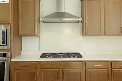 15887 Brownstone Ct, Lathrop, CA 95330 - Photo 23