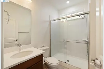 15887 Brownstone Ct, Lathrop, CA 95330 - Photo 35